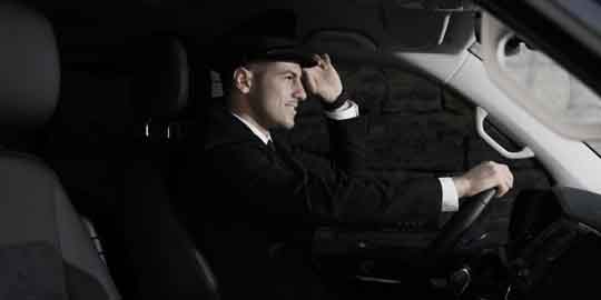 car service to Logan Airport cost Boston MA